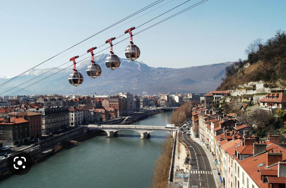 Europole 1 Gare De Grenoble & Centre Ville Экстерьер фото